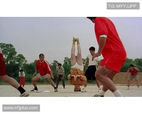 星爷少林足球经典舞蹈再现 网红曲引发全民模仿热潮